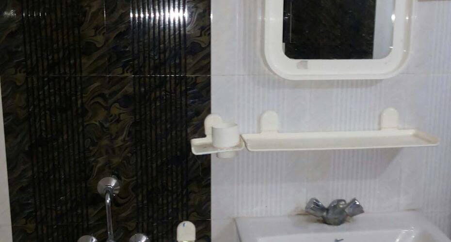 Sakya Guest House, Bodhgaya 3